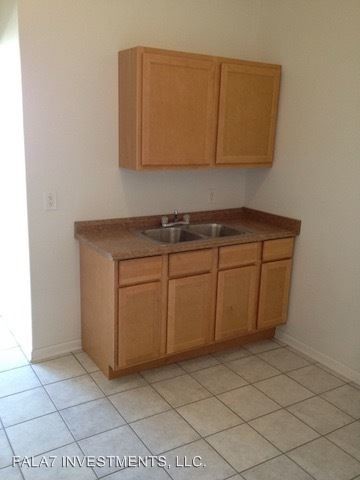 Foto del edificio - 2903 W Clybourn St