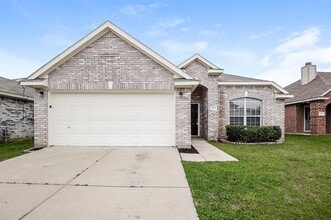 Building Photo - 7417 Snow Ridge Dr