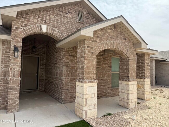 Foto del edificio - 2137 Kirksey Ave