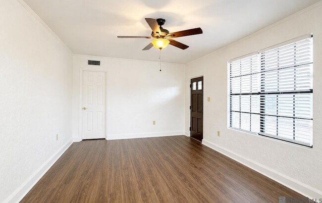 Foto del edificio - 2961 Greenwood Dr