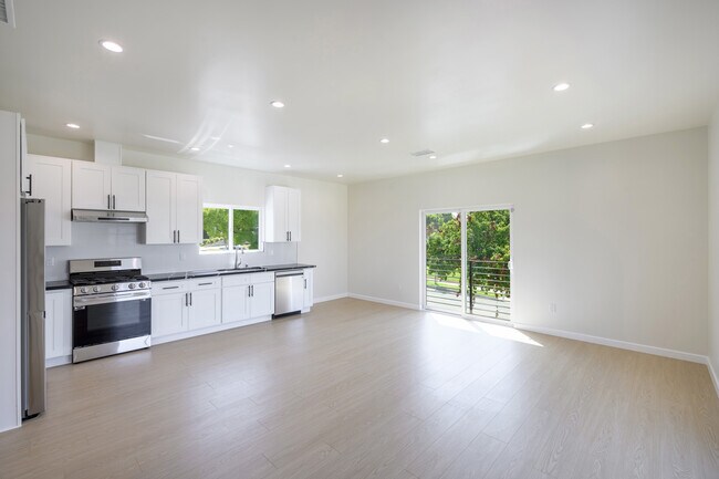 Foto del edificio - 819 Bethany Rd