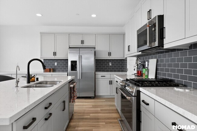 Foto del edificio - 35142 Salvia Ln