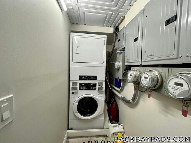 Foto del edificio - 49 St Germain St