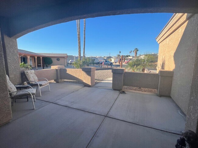 Foto del edificio - Luxurious Winter Getaway in Lake Havasu 2025-2026