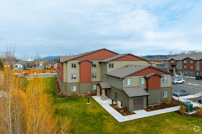 Building Photo - Remington Place Apartments