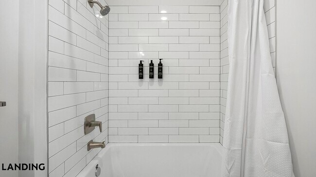Foto del edificio - 2800 Milan Ct