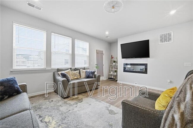 Foto del edificio - 405 Asuza St