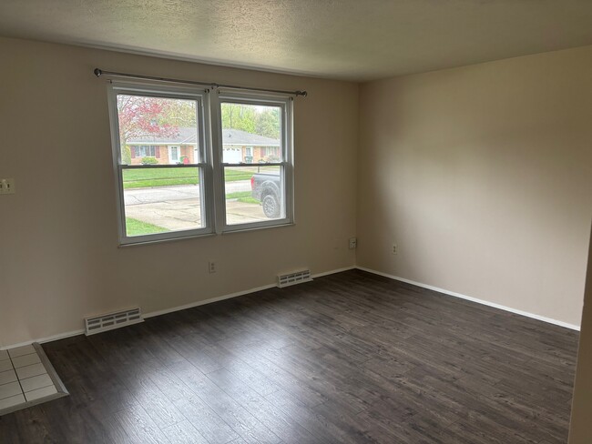 Living Room - 4416 Larkdale Drive