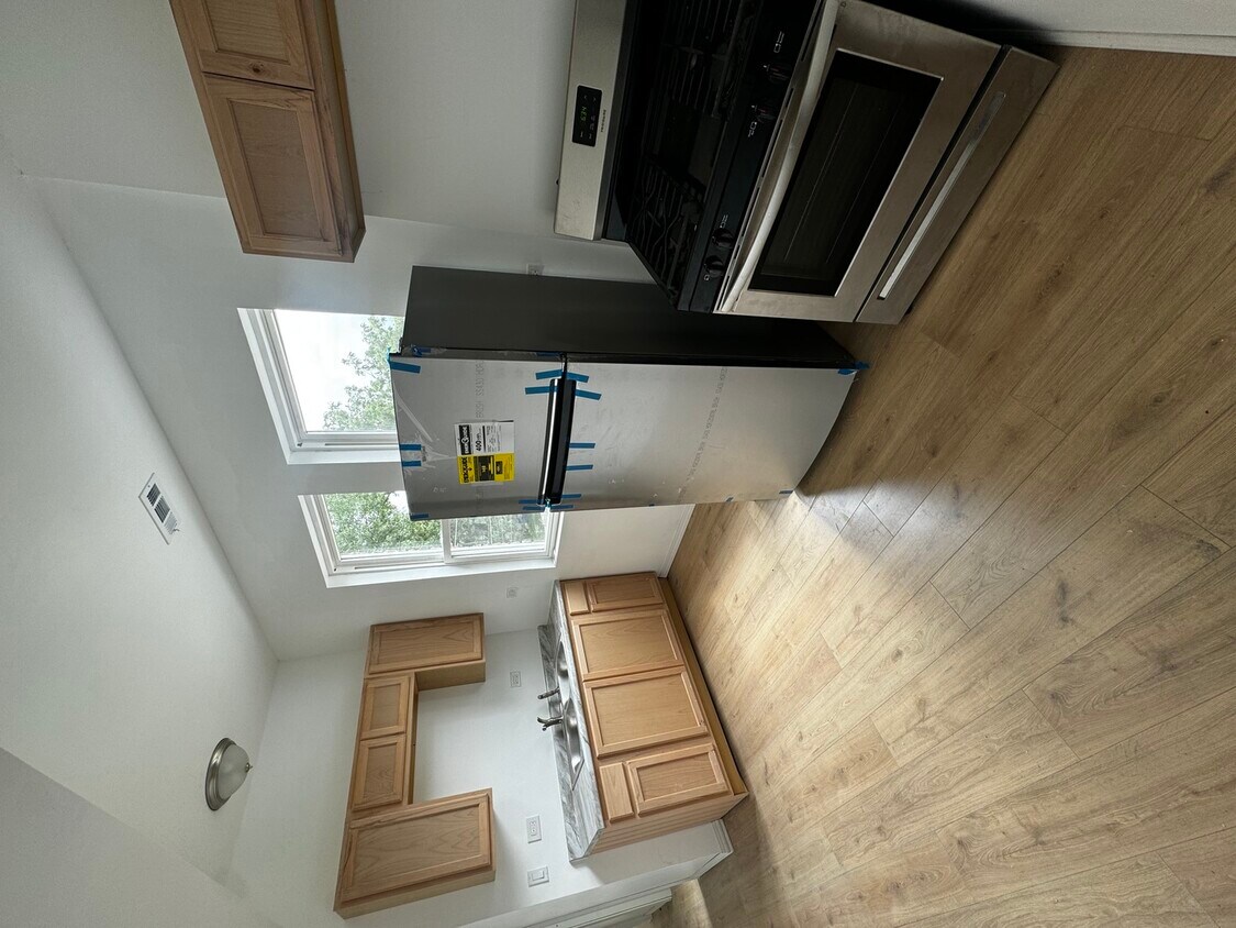 Primary Photo - 5701 S Laflin St
