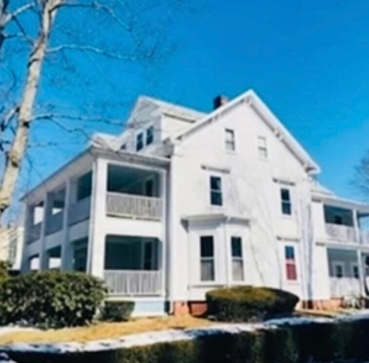 Primary Photo - 84 Walker St