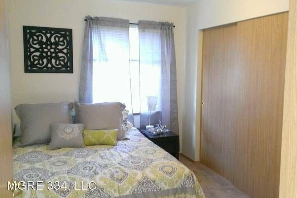 Foto del edificio - 334 Wells Ave S