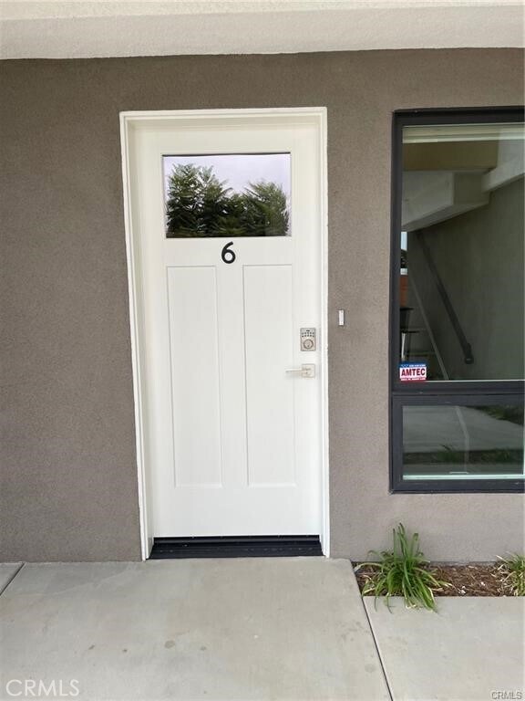 Building Photo - 4251 Live Oak Ave