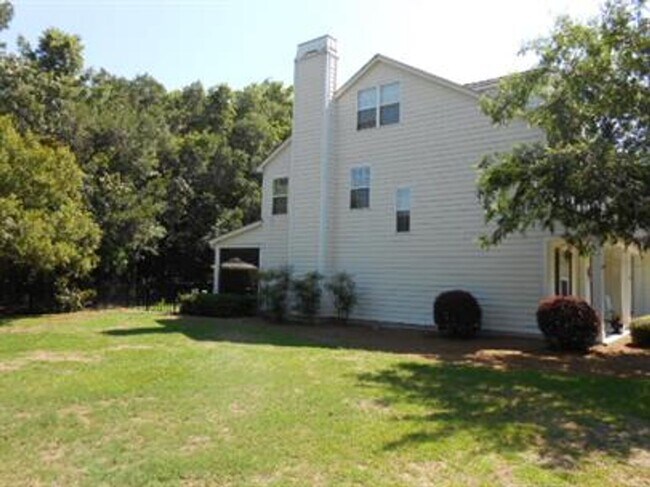 Foto del edificio - 10 Blythe Island Ct