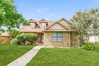 Building Photo - 11825 Hickory Garden Dr