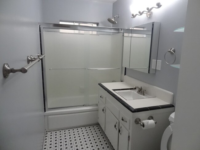 Foto del edificio - 653 7th St