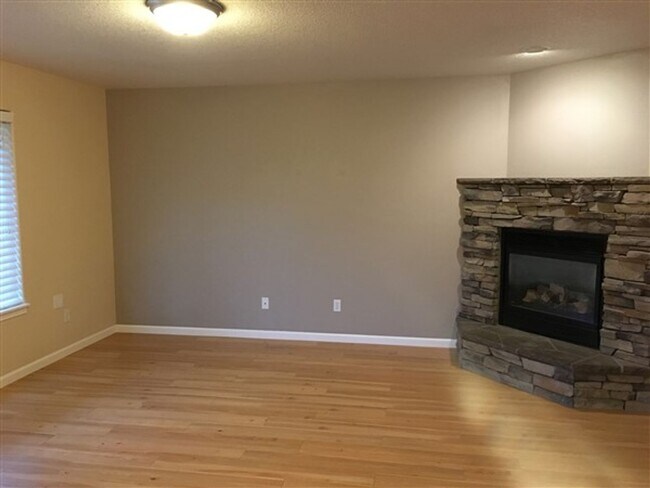 Foto del edificio - 3 Bedroom Home in Bend's Sun Meadows Commu...