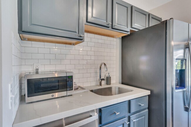 Foto del edificio - 700 E 200 S