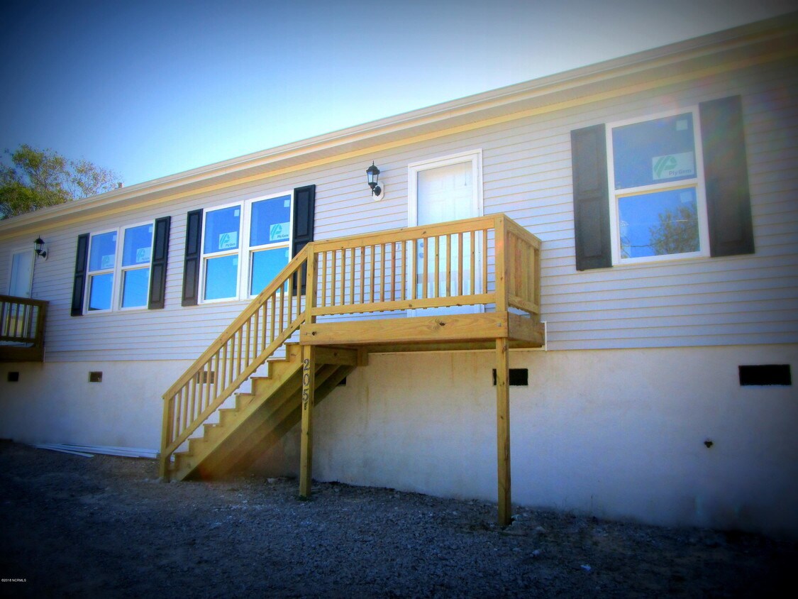 205 Bogue Inlet Dr, Emerald Isle, NC 28594 House Rental in Emerald Isle, NC