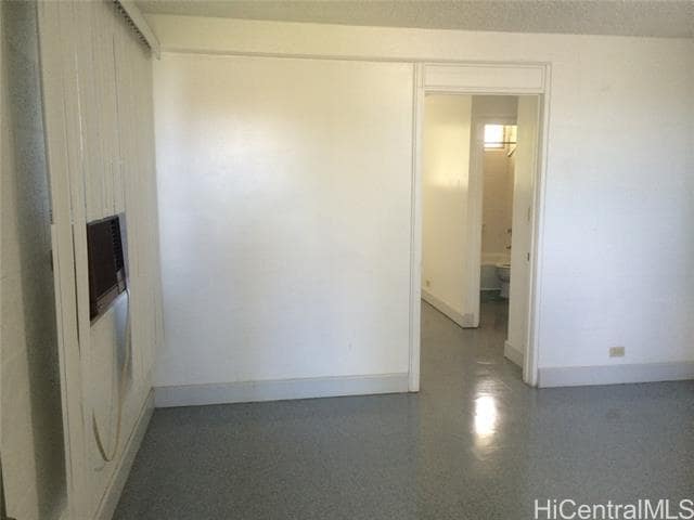 Building Photo - 1741 Pali Hwy