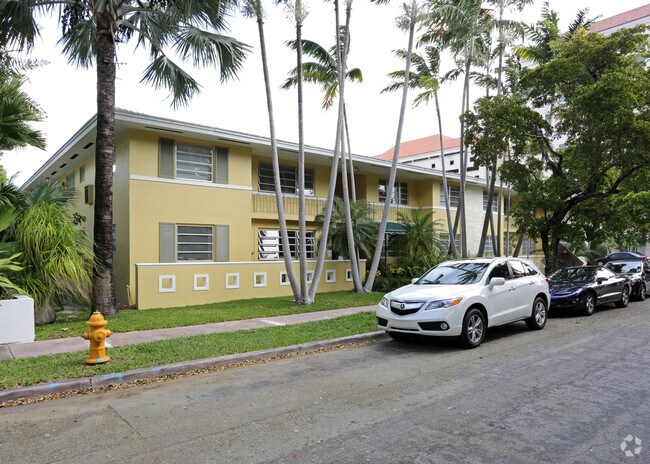 Building Photo - 115 Calabria Ave