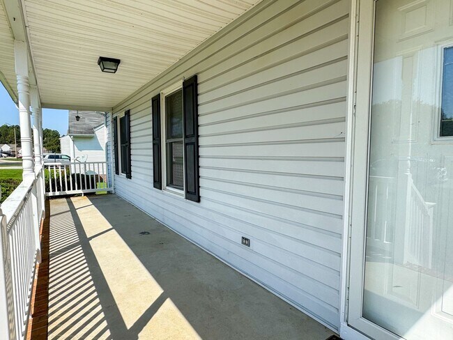 Foto del edificio - 4308 Boxwood Dr