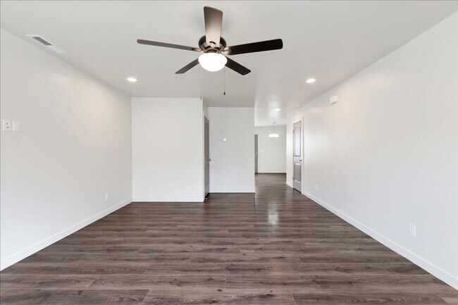 Foto del edificio - Like new 3 bedroom.