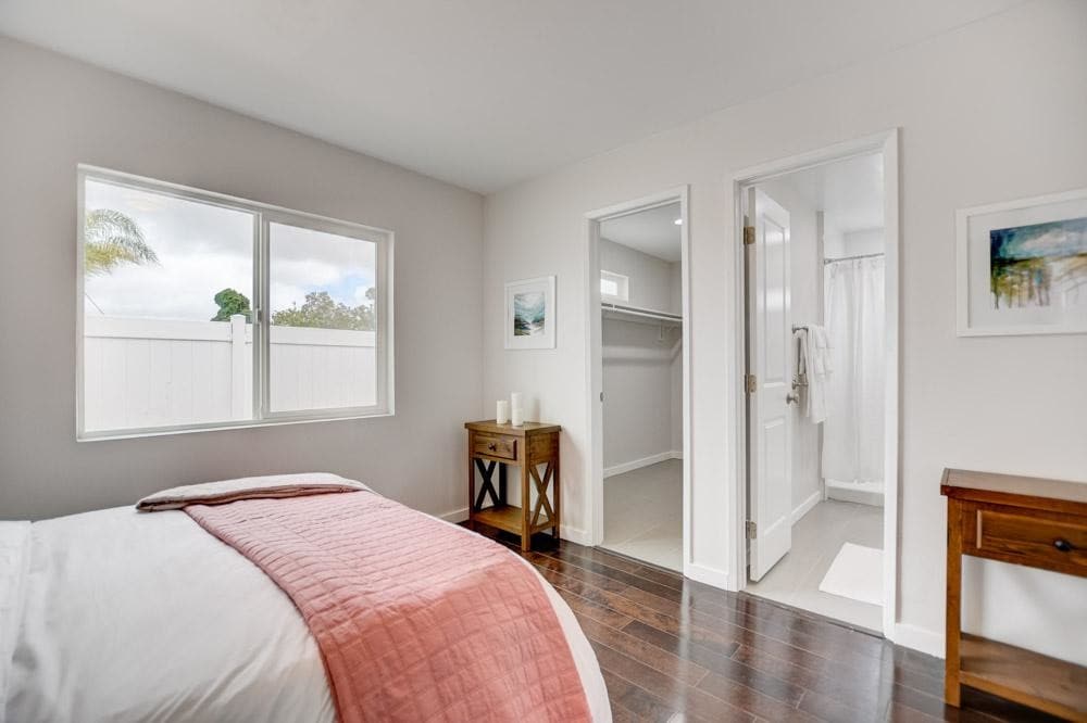 Foto principal - 5091 Roscrea Ave