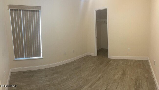 Building Photo - 5141 Orange Ave