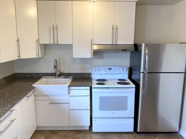 Modern Kitchen - 2056 Glen Way