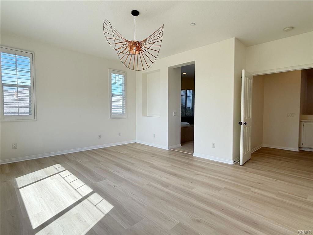 Foto principal - 3631 Starling Way