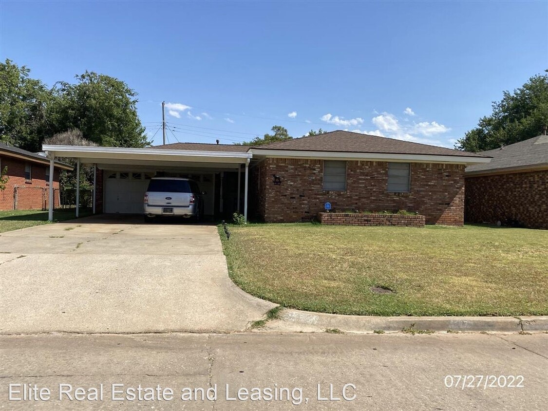 Primary Photo - 3 br, 1.5 bath House - 1317 SW 68th STREET