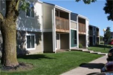 Building Photo - 1015 Carrie Ave