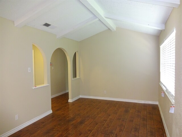 Foto del edificio - 7459 Saddlewood Street