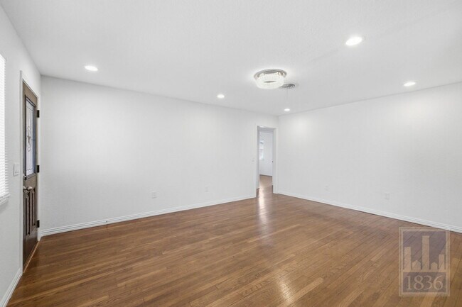 Foto del edificio - 4405 Terrilance Dr