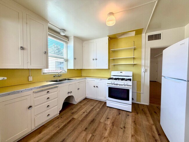 Building Photo - 4511 52nd St