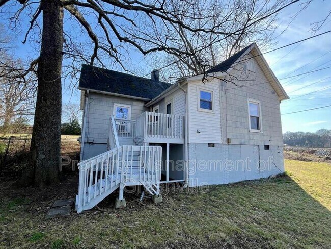 Photo - 10 Henry St House