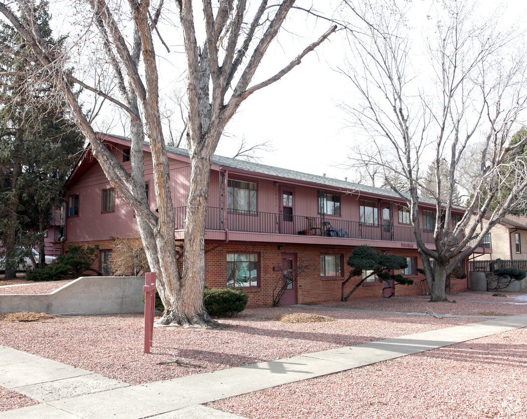 Primary Photo - 1623 E Kiowa St
