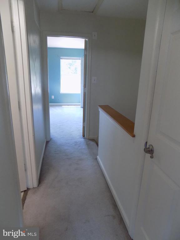 Foto del edificio - 1302 Roman Ridge Way