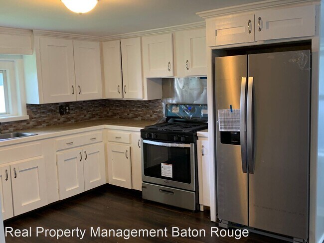 Foto del edificio - 5 br, 3 bath House - 415 N. Frances Ave.