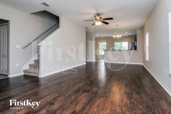 Building Photo - 1039 Seminole Sky Dr