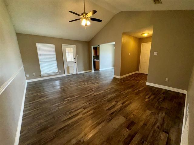 Building Photo - 209 Apache Trail