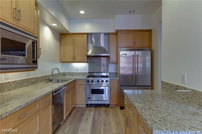 Foto del edificio - 3 br, 3 bath Condo - 4050 Glencoe Ave Apt 422