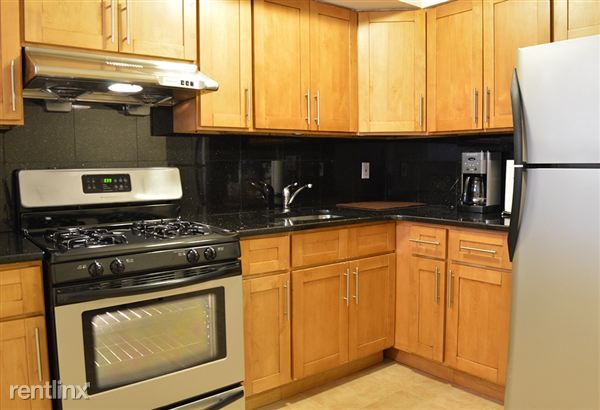 Building Photo - 128 N 5th St