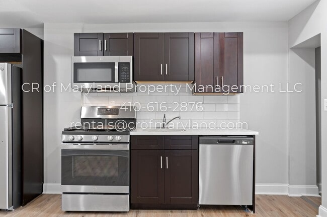 Building Photo - Beautiful Home in the City