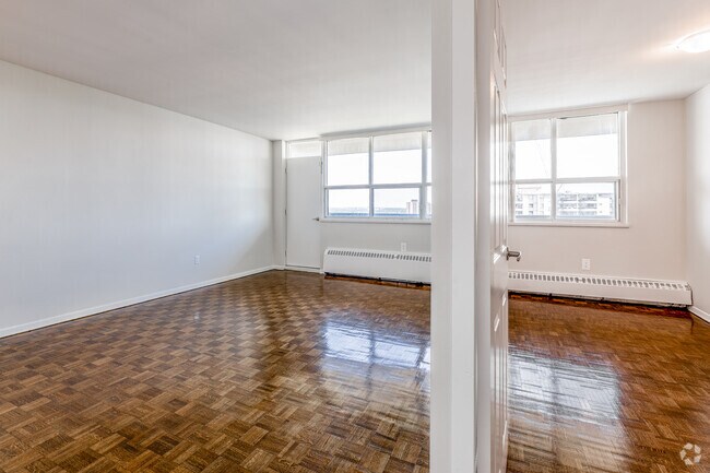 1 chambre, 1 salle de bain - 680 pi2 - Salon/Chambre - Sunrise Tower Apartments