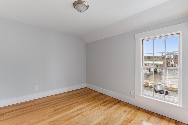 Foto del edificio - 109 Pleasant St