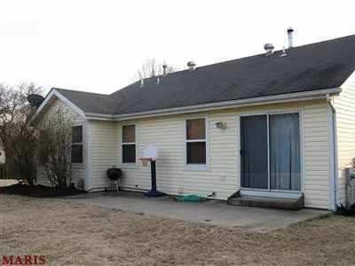 Building Photo - 1203 Advance Dr