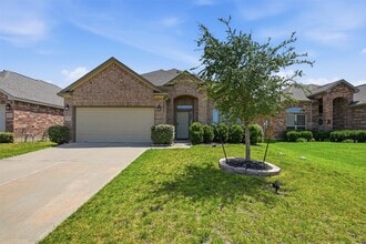 Building Photo - 4305 E Bayou Maison Cir