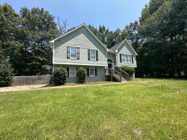 Building Photo - 229 Brandon Woods Cir
