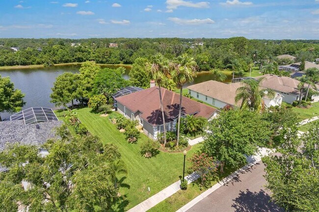 Foto del edificio - 13903 Bluewater Cir